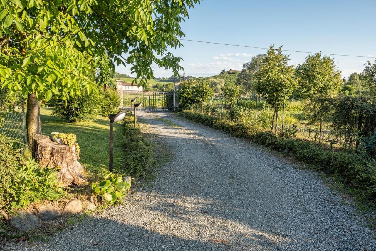 Villa Curte Nicia Nizza Monferrato Exterior photo
